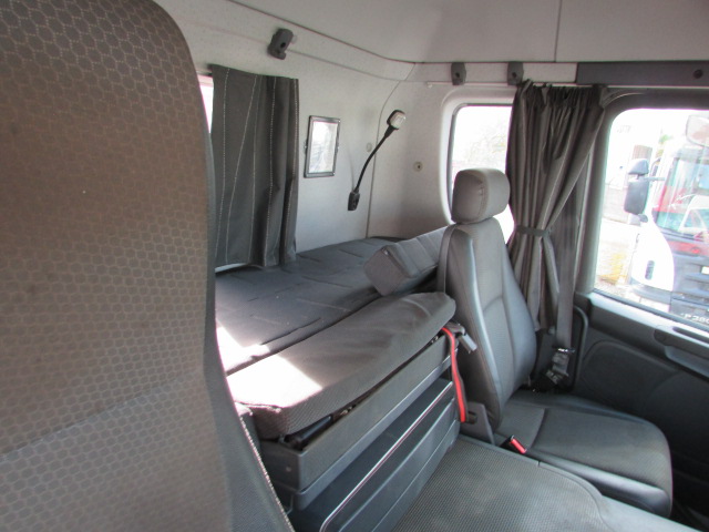 Vehicle Photo 21
